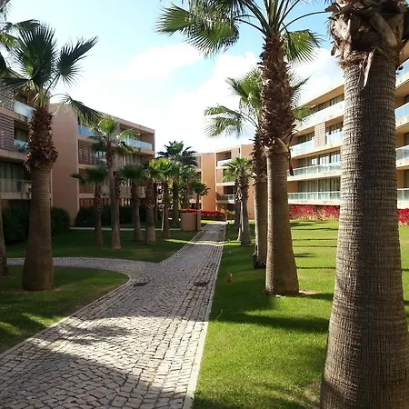 T1 Herdade Dos Salgados Αλμπουφέιρα